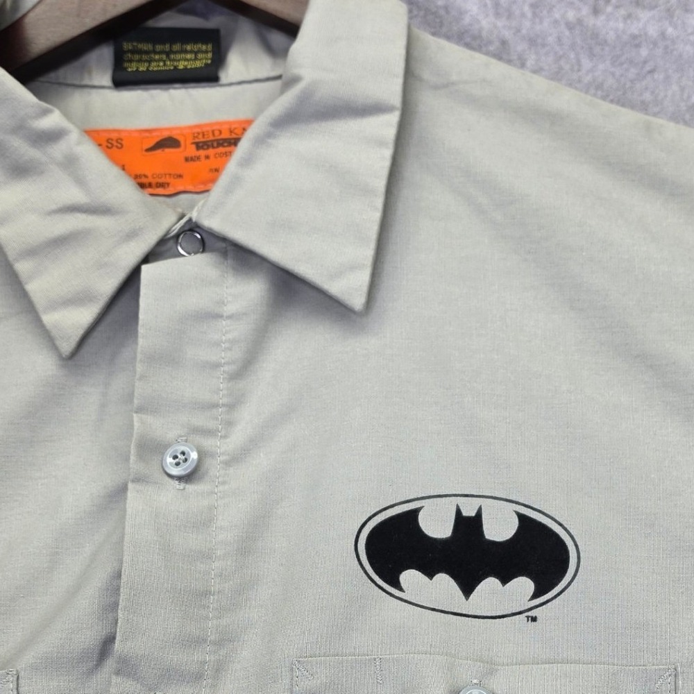 Red Kap Warner Bros Batman Mens Tan Short Sleeve Button Up Work Shirt Graphic L - Picture 7 of 16